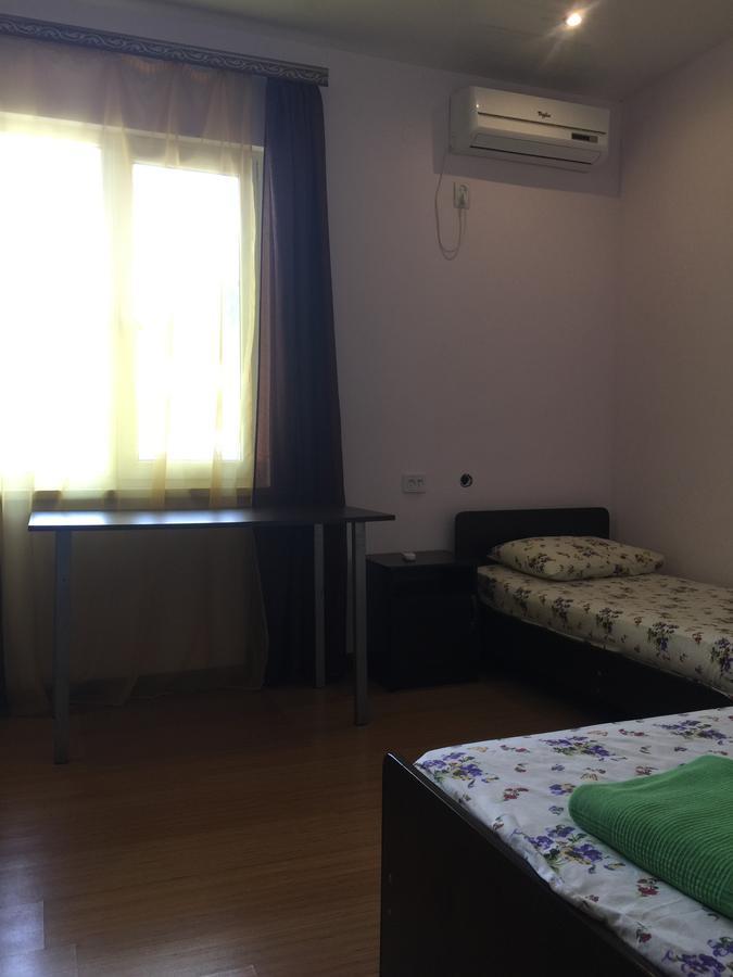 Guest House On Gagarina Varvara10 New Athos Exterior foto